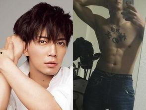 娱乐吃瓜酱男模,娱乐八卦背后的男模风云